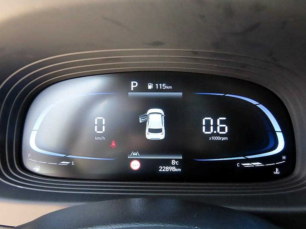 HYUNDAI Venue - Vista 9