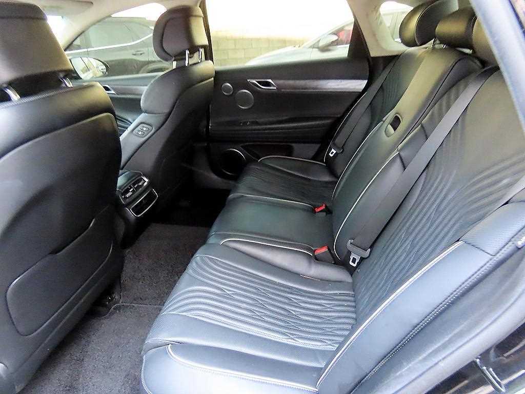 Genesis G80 - Vista 6