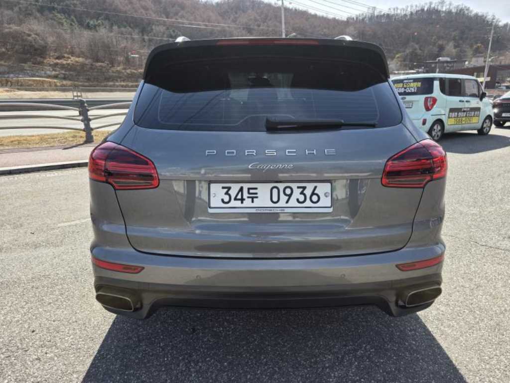 Porsche Cayenne - Vista 5