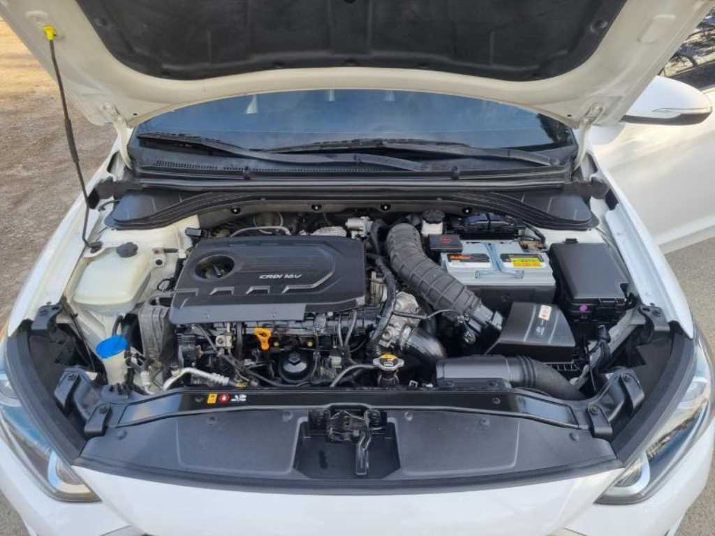 HYUNDAI Avante 2017 Blanco - Importación desde Corea - HF Imports Iquique - Foto 20