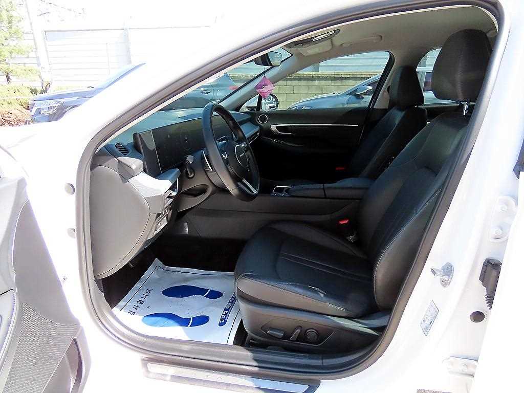 HYUNDAI Sonata - Vista 5