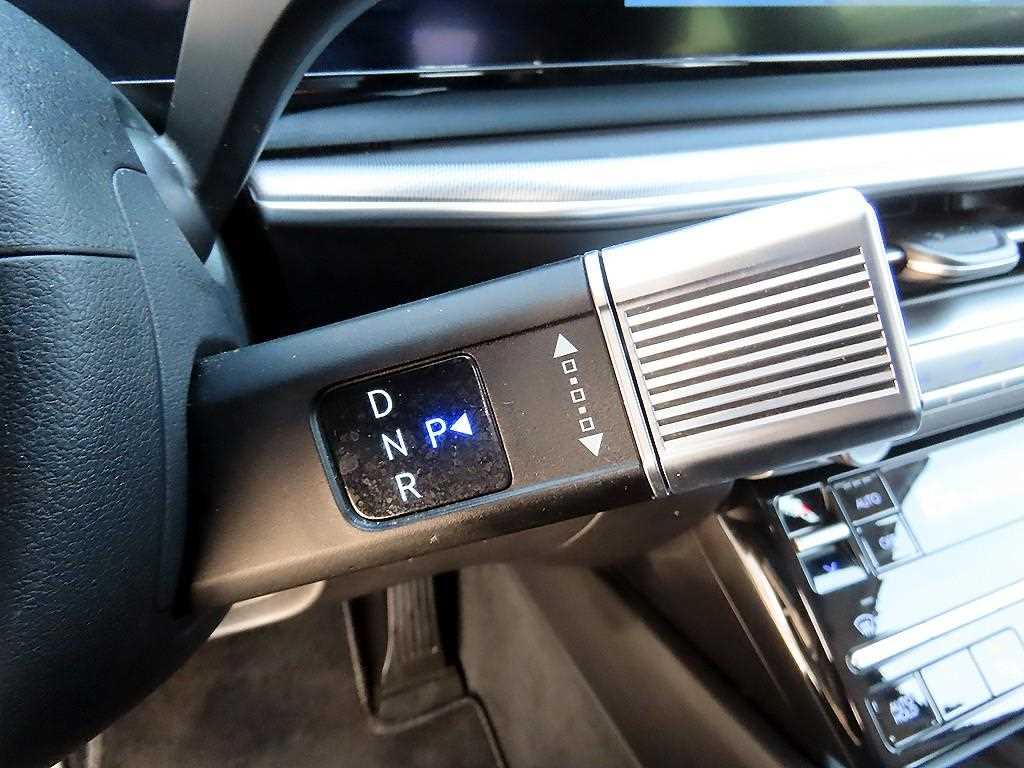 HYUNDAI Grandeur - Vista 10