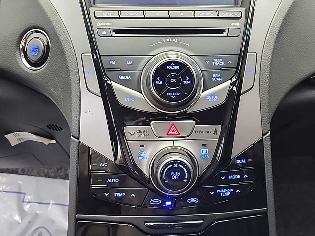 HYUNDAI Grandeur - Vista 10