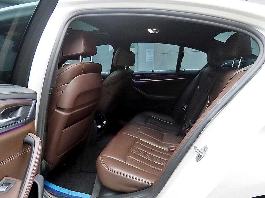 BMW 5 Series - Vista 6