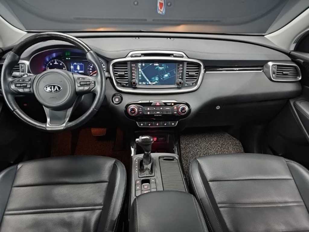 KIA Sorento - Vista 5
