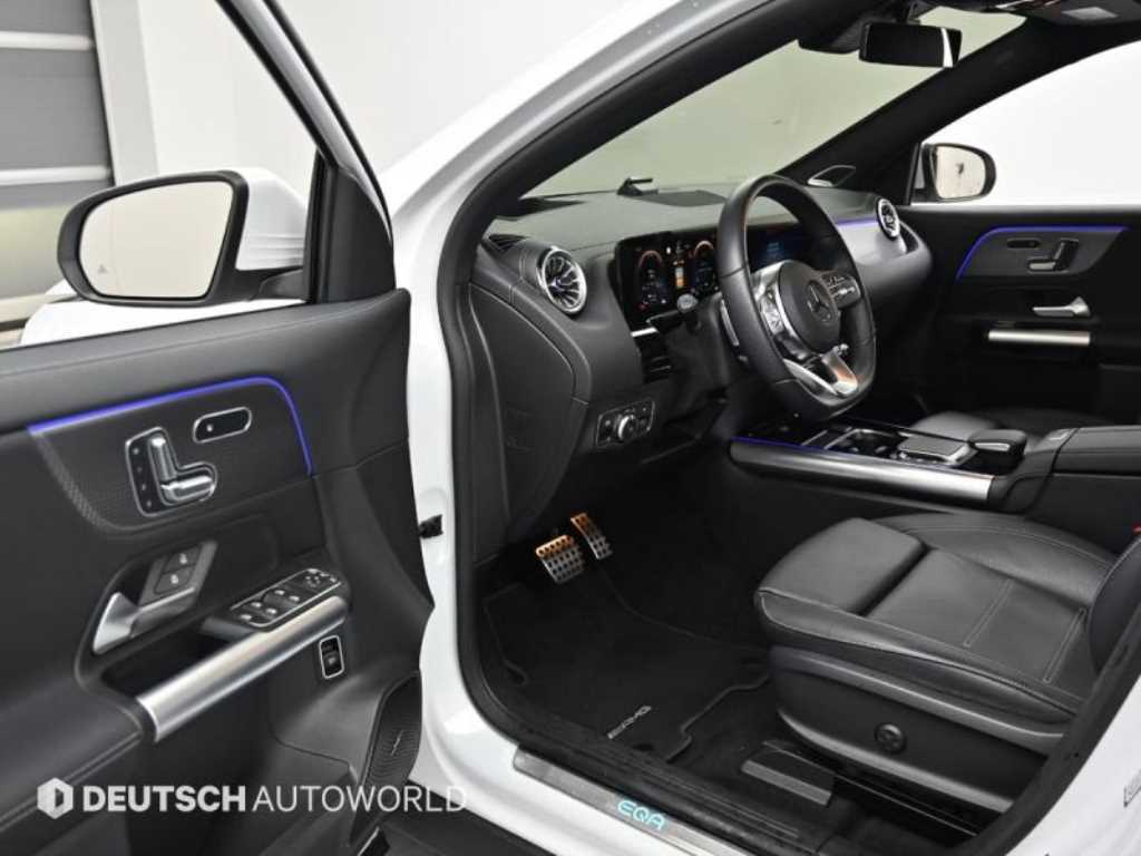 Mercedes Benz EQA - Vista 11