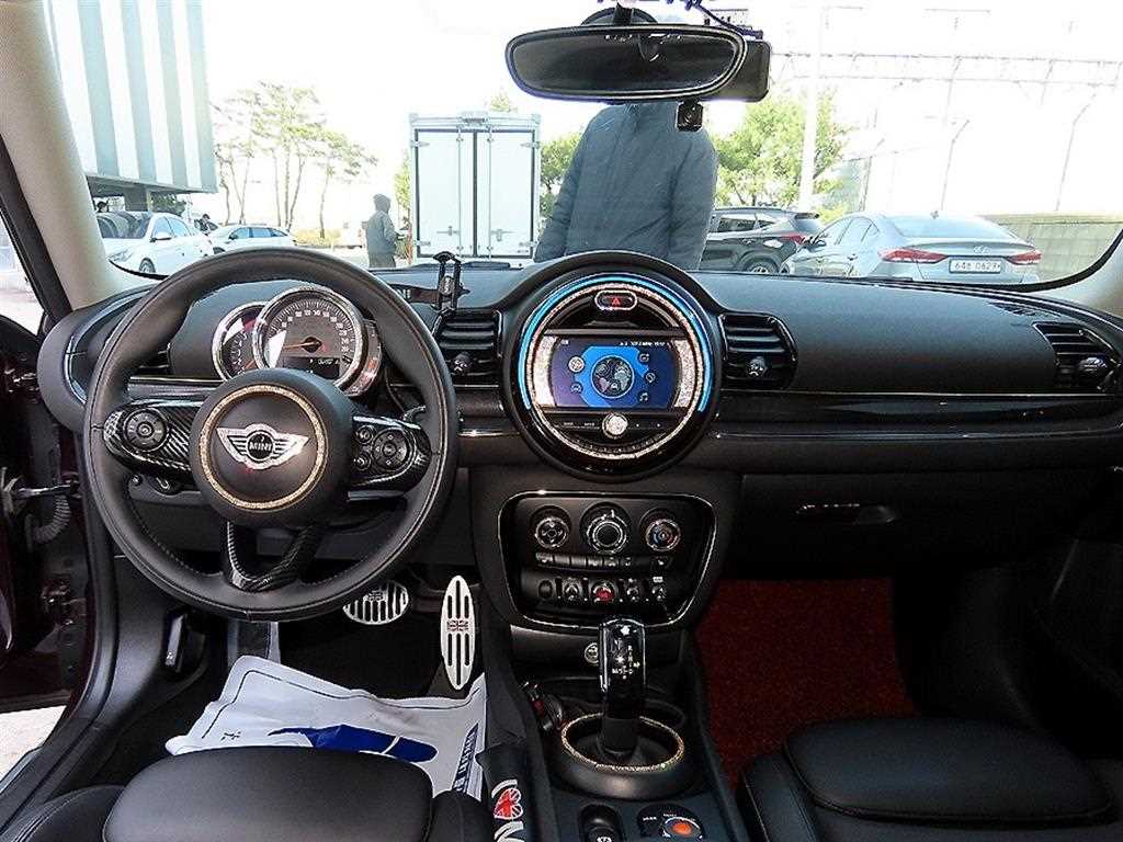 Mini Clubman - Vista 7