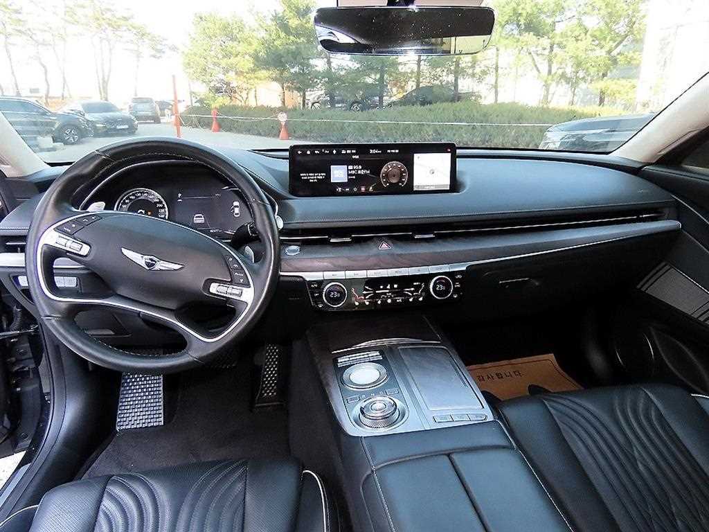 Genesis G80 - Vista 7