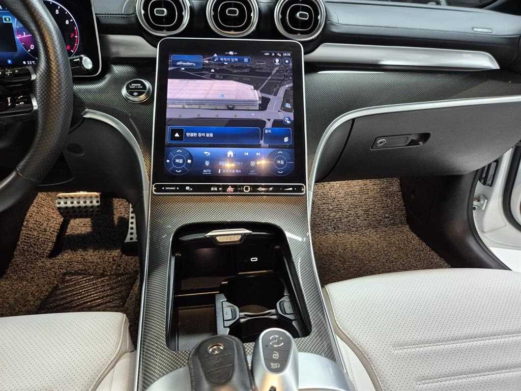 Mercedes Benz C Class - Vista 12