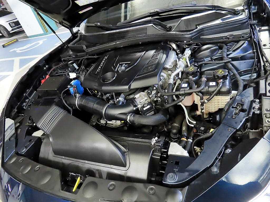 Maserati Ghibli 2022 Azul - Importación desde Corea - HF Imports Iquique - Foto 19