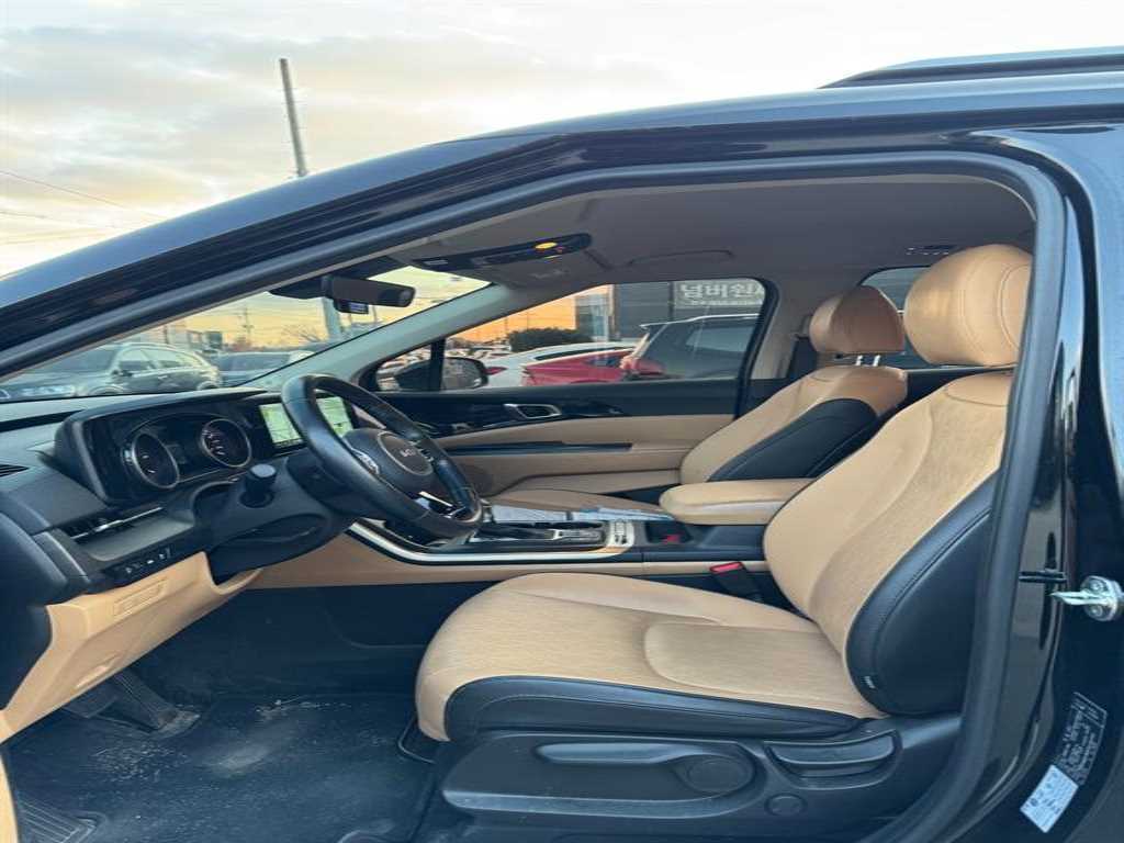 KIA Carnival - Vista 4