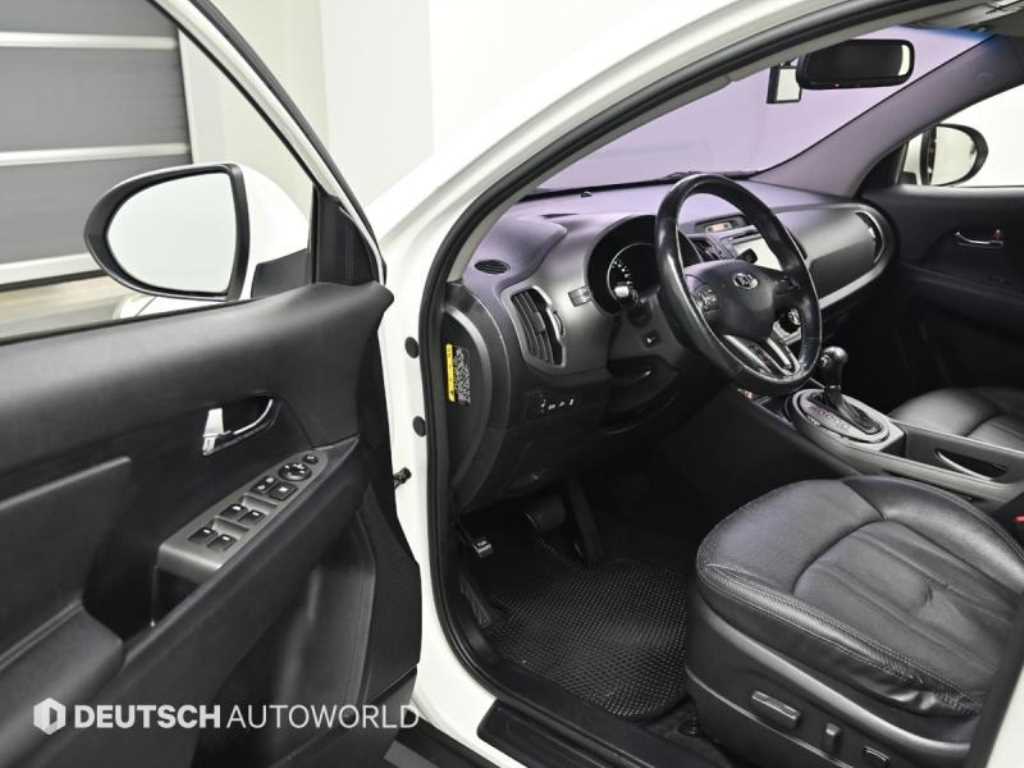 KIA Sportage - Vista 11