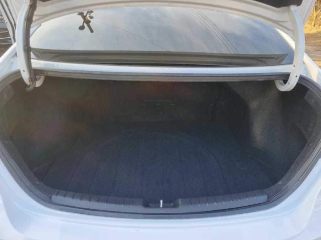 HYUNDAI Avante 2017 Blanco - Importación desde Corea - HF Imports Iquique - Foto 19