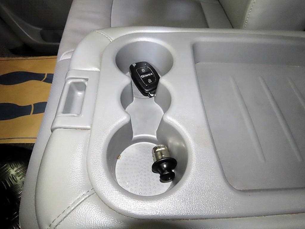 HYUNDAI Starex 2020 Gris - Importación desde Corea - HF Imports Iquique - Foto 13