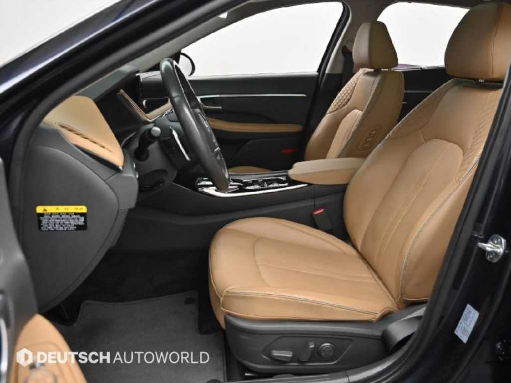 HYUNDAI Sonata - Vista 12