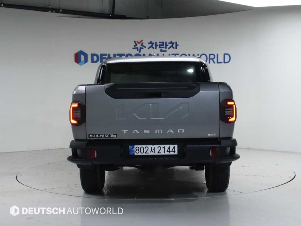 KIA Tasman - Vista 4
