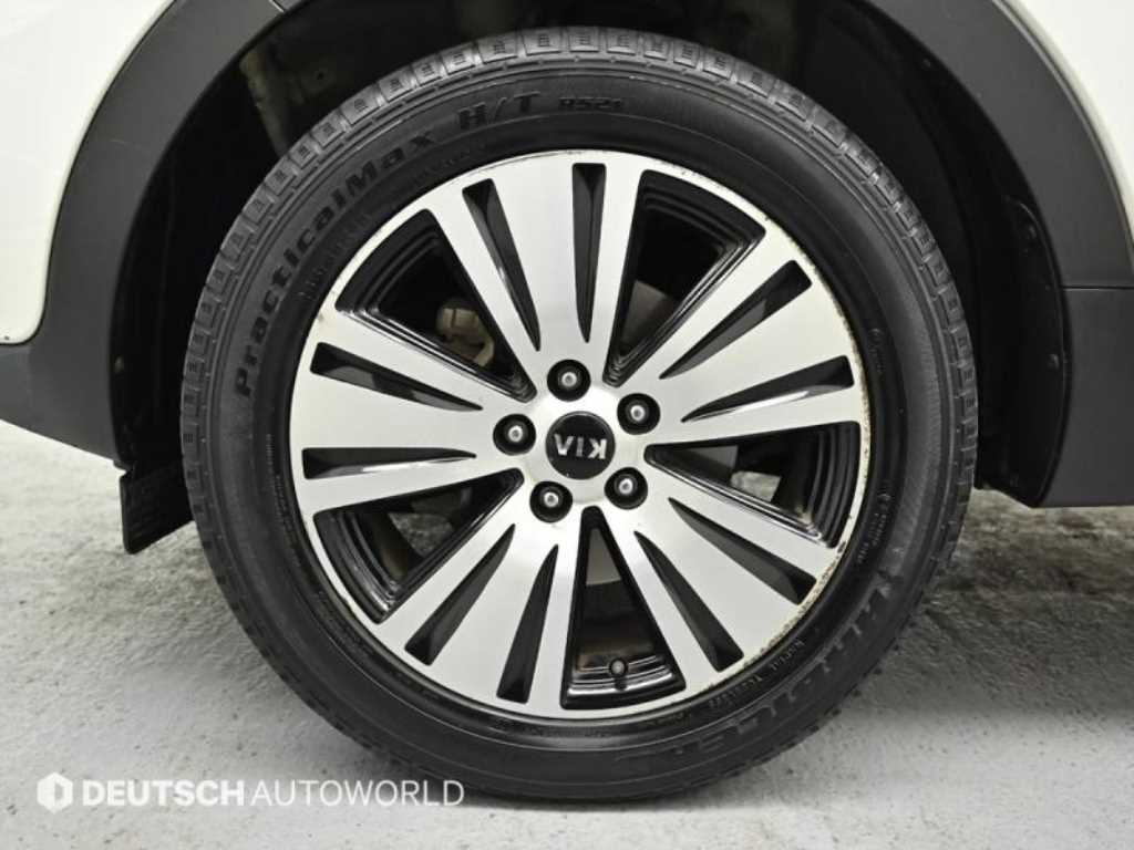 KIA Sportage - Vista 5