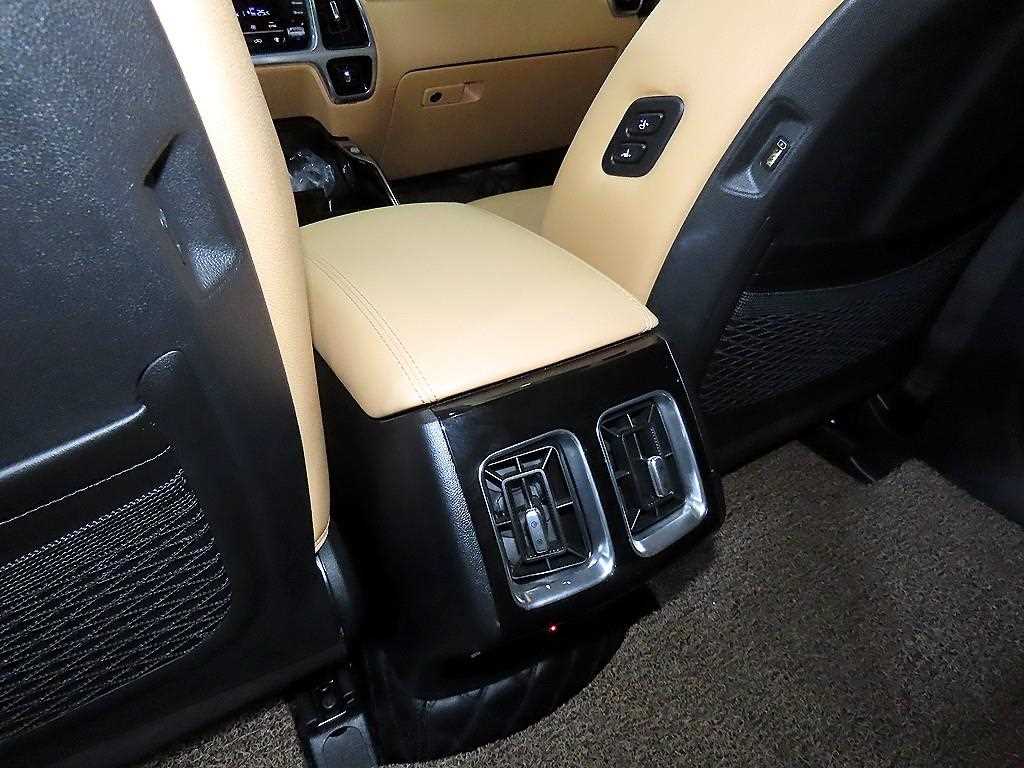 KIA Sorento 2023 Blanco - Importación desde Corea - HF Imports Iquique - Foto 14