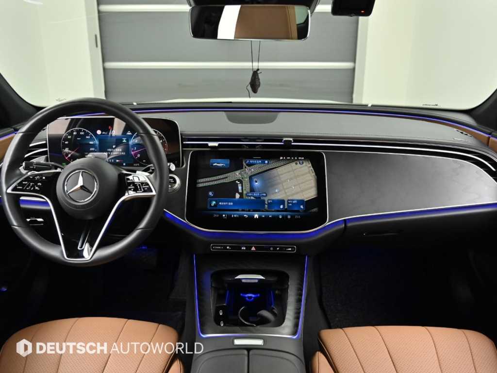 Mercedes Benz E class - Vista 7