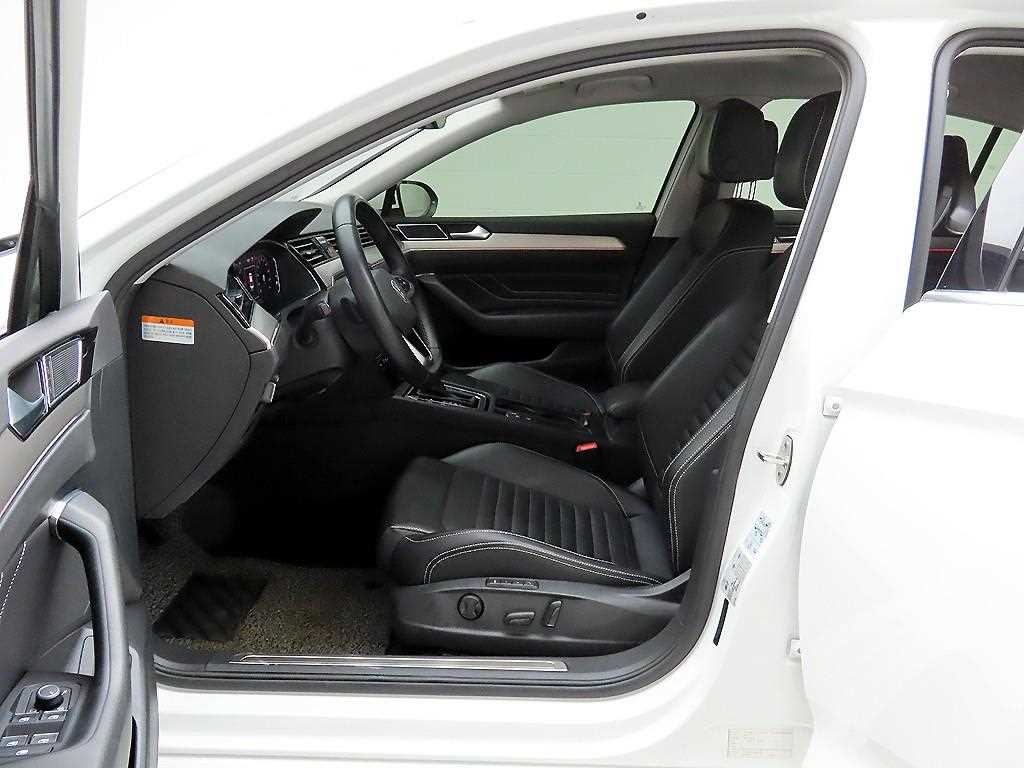 Volkswagen Passat 2022 - Importación desde Corea - HF Imports Iquique - Foto 13