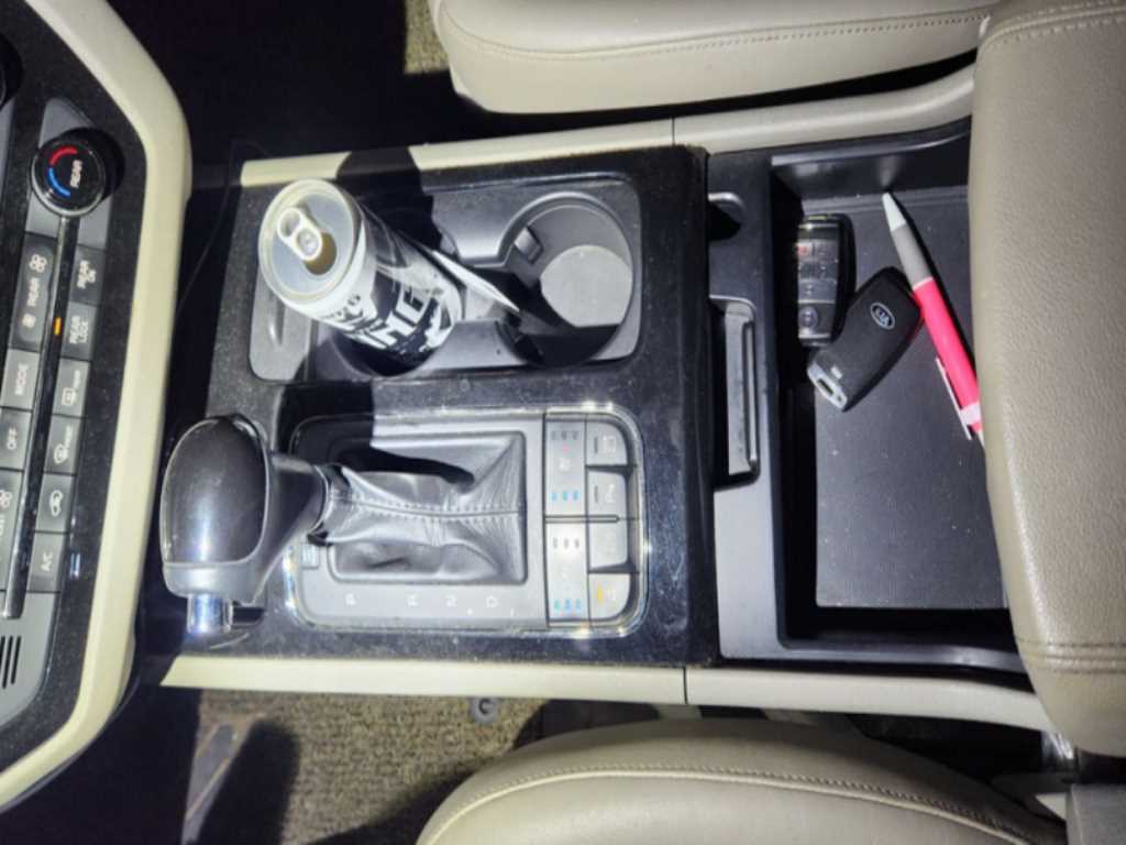 KIA Carnival 2016 Negro - Importación desde Corea - HF Imports Iquique - Foto 15