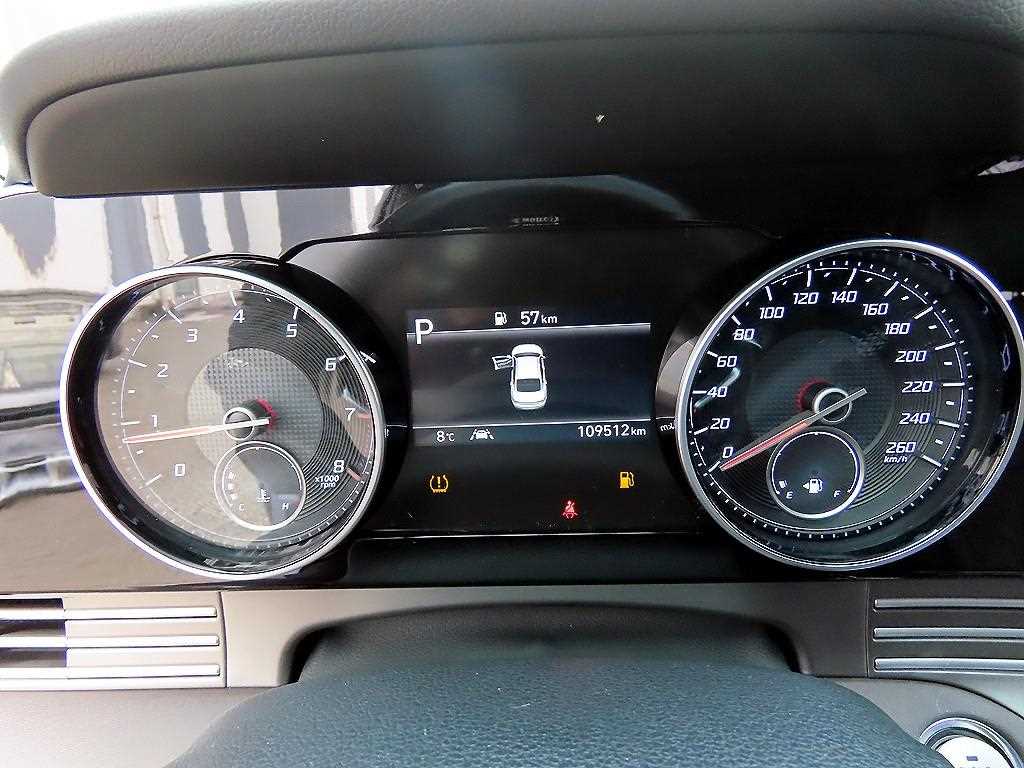 HYUNDAI Grandeur - Vista 9