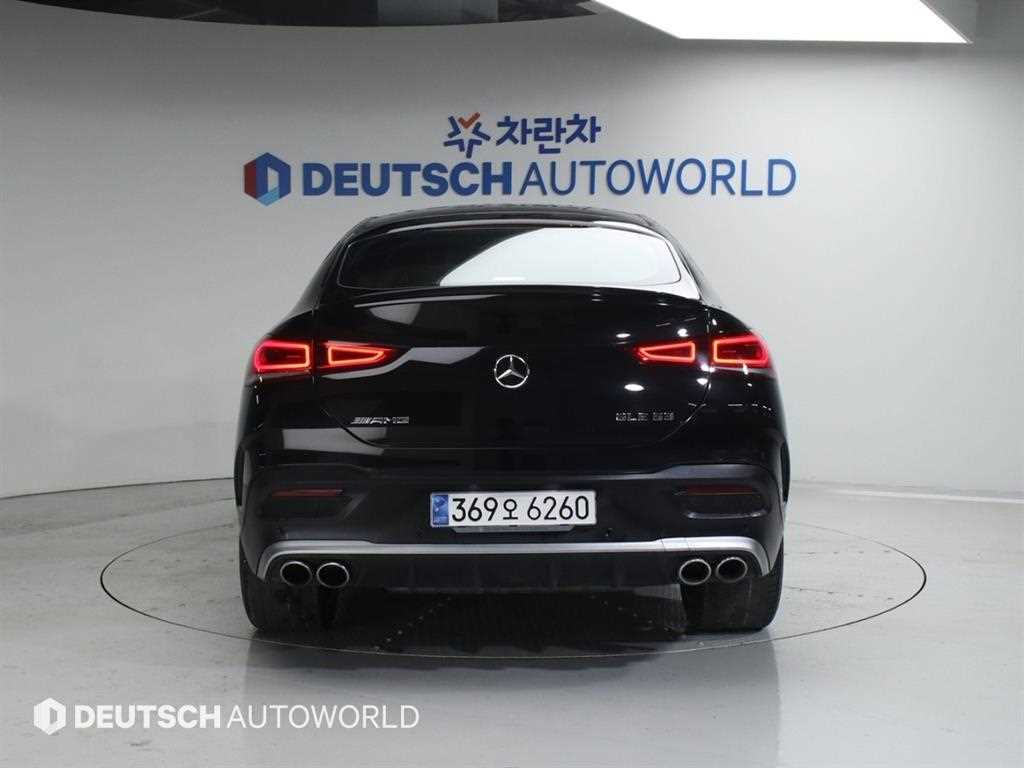 Mercedes Benz GLE Class - Vista 4