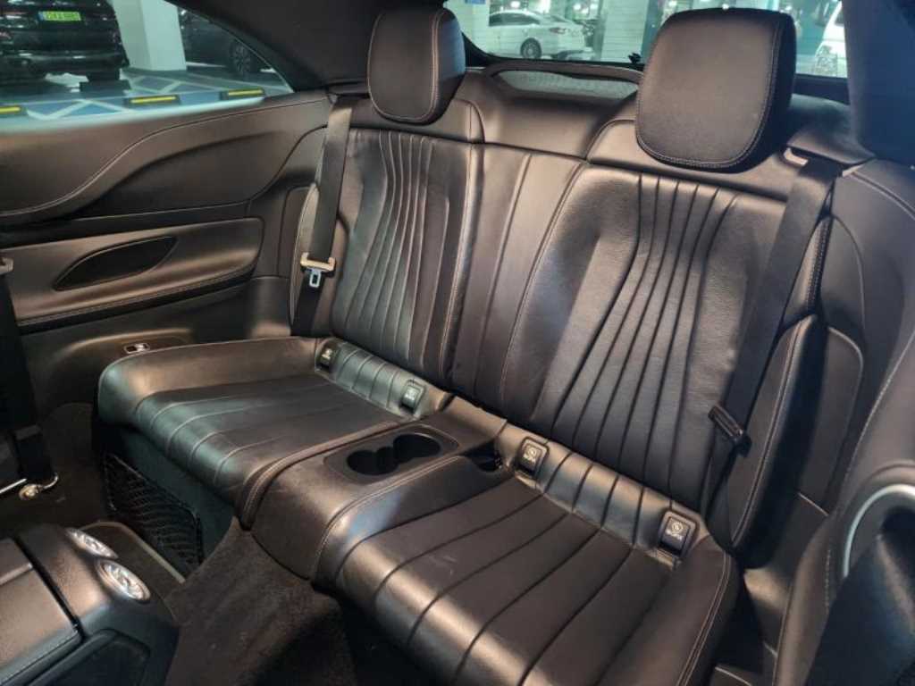 Mercedes Benz E class - Vista 6