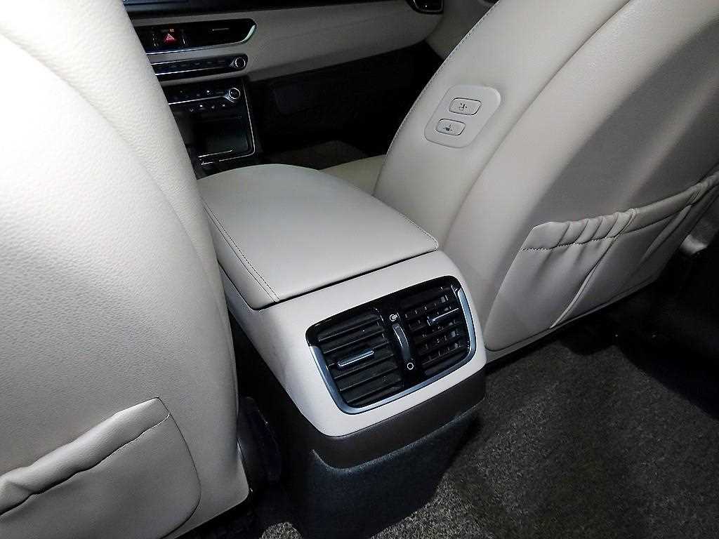 HYUNDAI Grandeur 2018 Blanco - Importación desde Corea - HF Imports Iquique - Foto 15