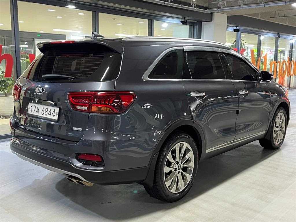 KIA Sorento - Vista 4