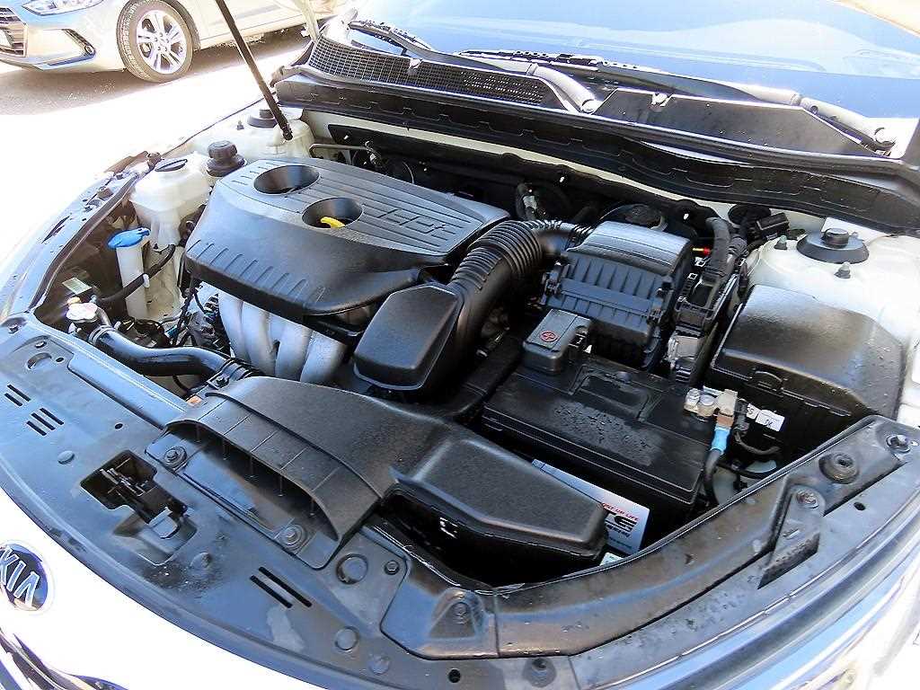 KIA K5 2015 Blanco - Importación desde Corea - HF Imports Iquique - Foto 18