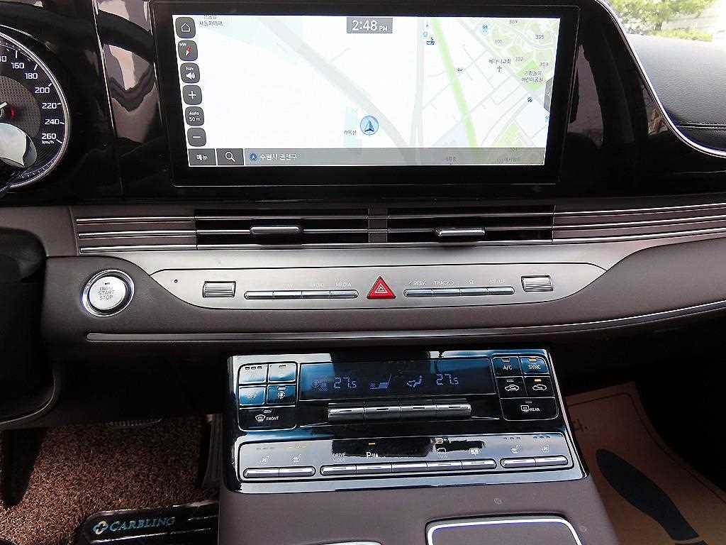 HYUNDAI Grandeur - Vista 12