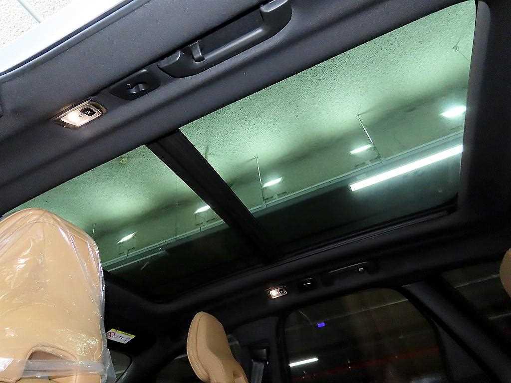 Volvo XC60 2021 Blanco - Importación desde Corea - HF Imports Iquique - Foto 16