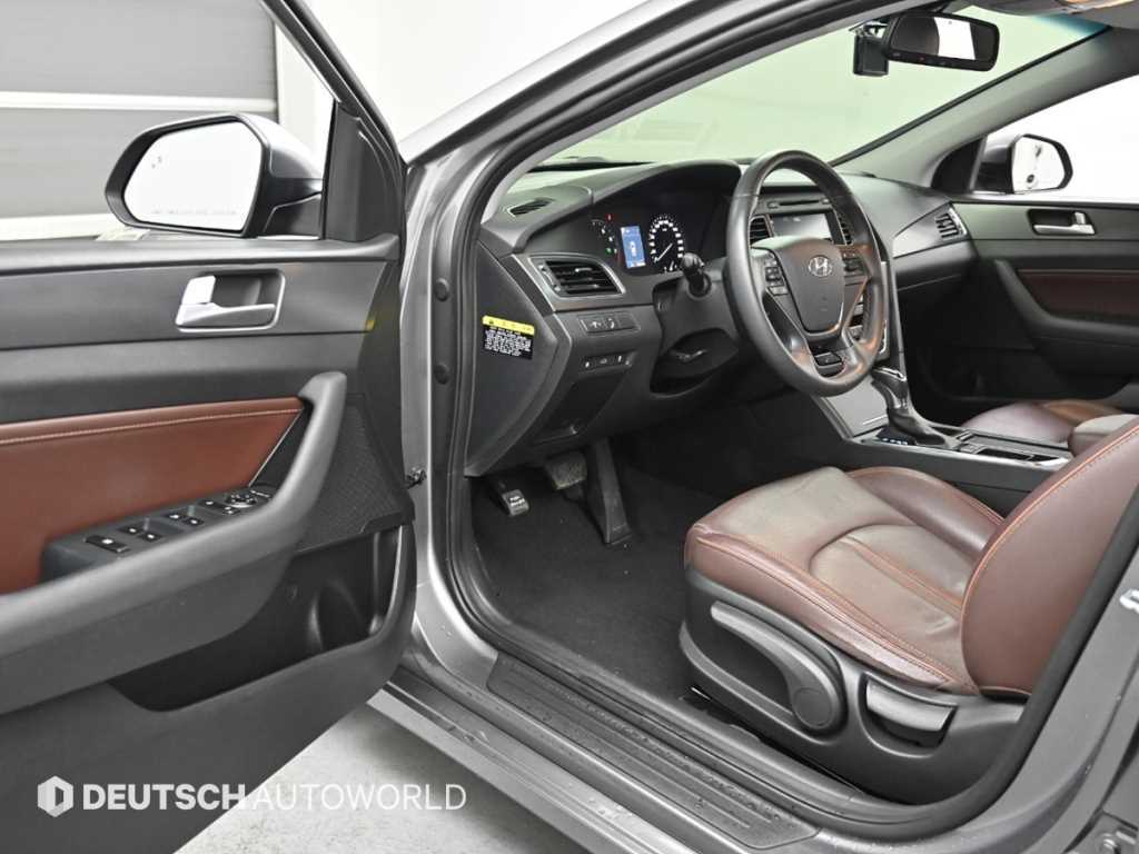 HYUNDAI Sonata - Vista 11