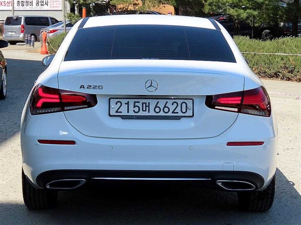 Mercedes Benz A Class - Vista 4