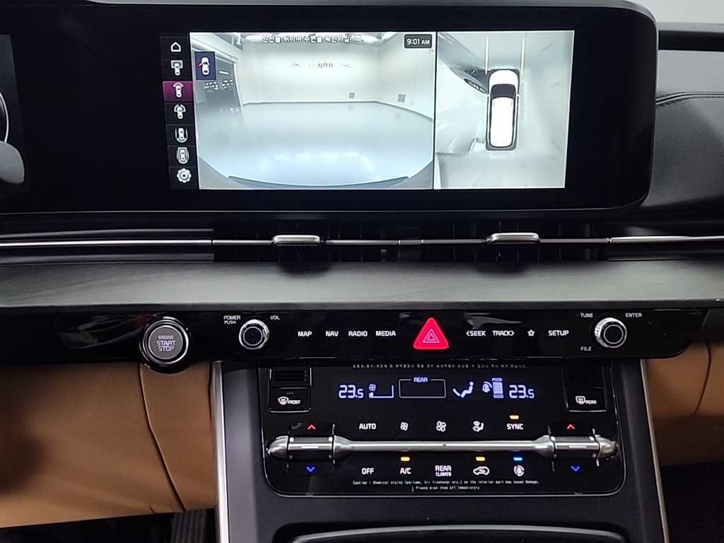 KIA Carnival - Vista 10