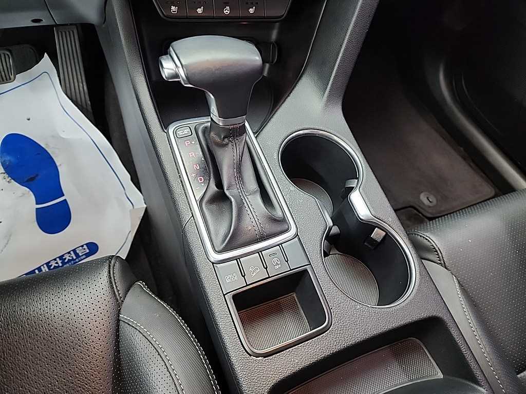 KIA Sportage - Vista 8