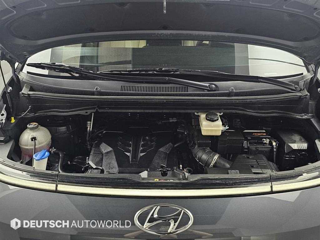 HYUNDAI Staria - Vista 6