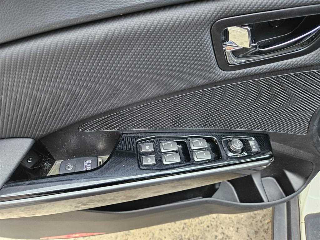 Ssangyong Tivoli - Vista 9