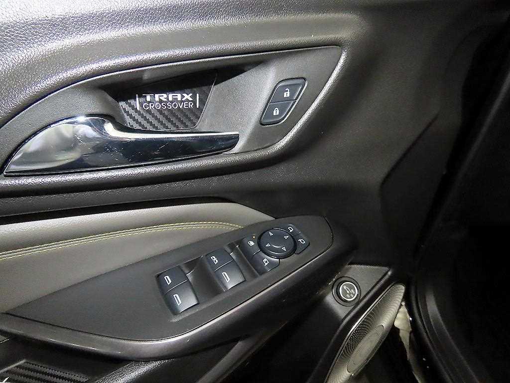 Chevrolet Trax 2025 Negro - Importación desde Corea - HF Imports Iquique - Foto 13