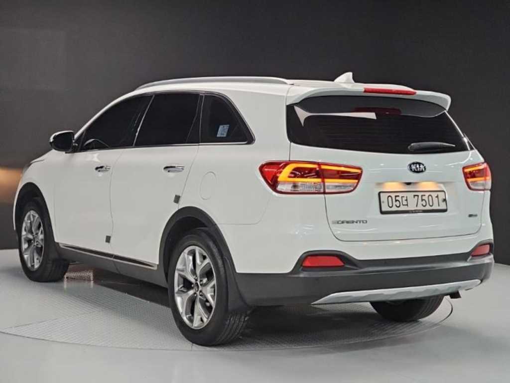 KIA Sorento - Vista 4