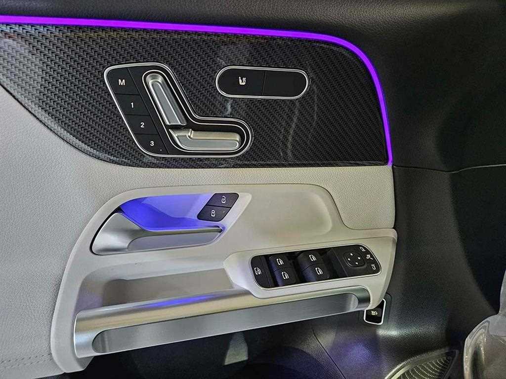 Mercedes Benz GLB Class 2020 Plateado - Importación desde Corea - HF Imports Iquique - Foto 16