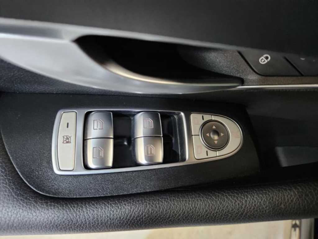 Mercedes Benz E class 2020 Negro - Importación desde Corea - HF Imports Iquique - Foto 14