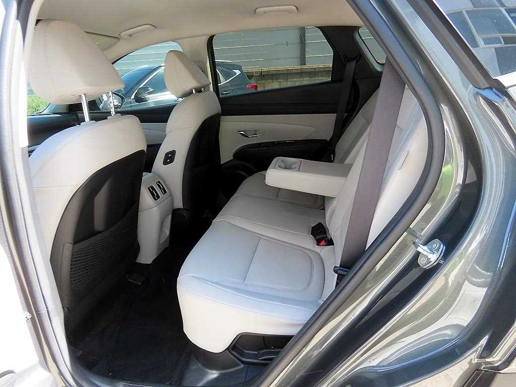 HYUNDAI Tucson - Vista 6