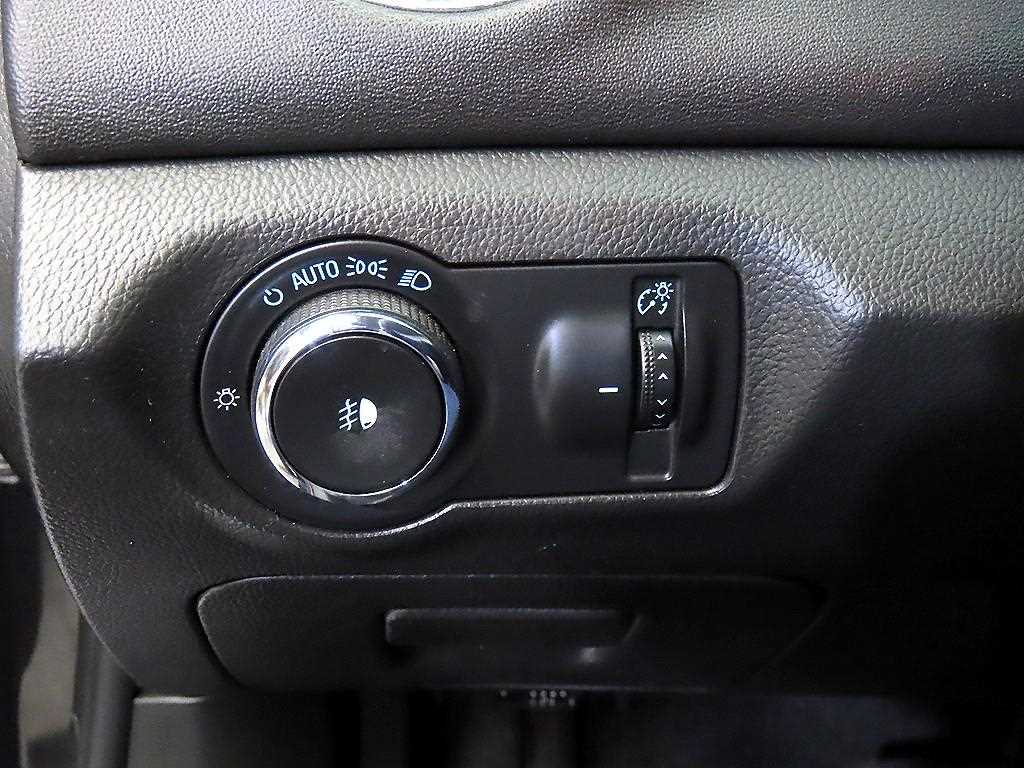 Chevrolet Cruise 2016 Negro - Importación desde Corea - HF Imports Iquique - Foto 14