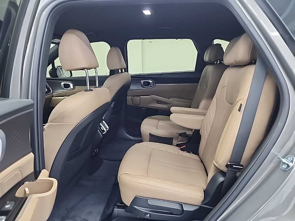 KIA Sorento - Vista 12