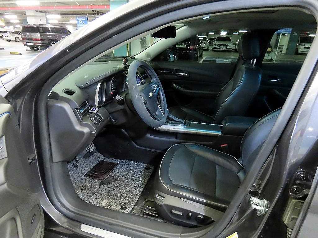 Chevrolet Malibu - Vista 6