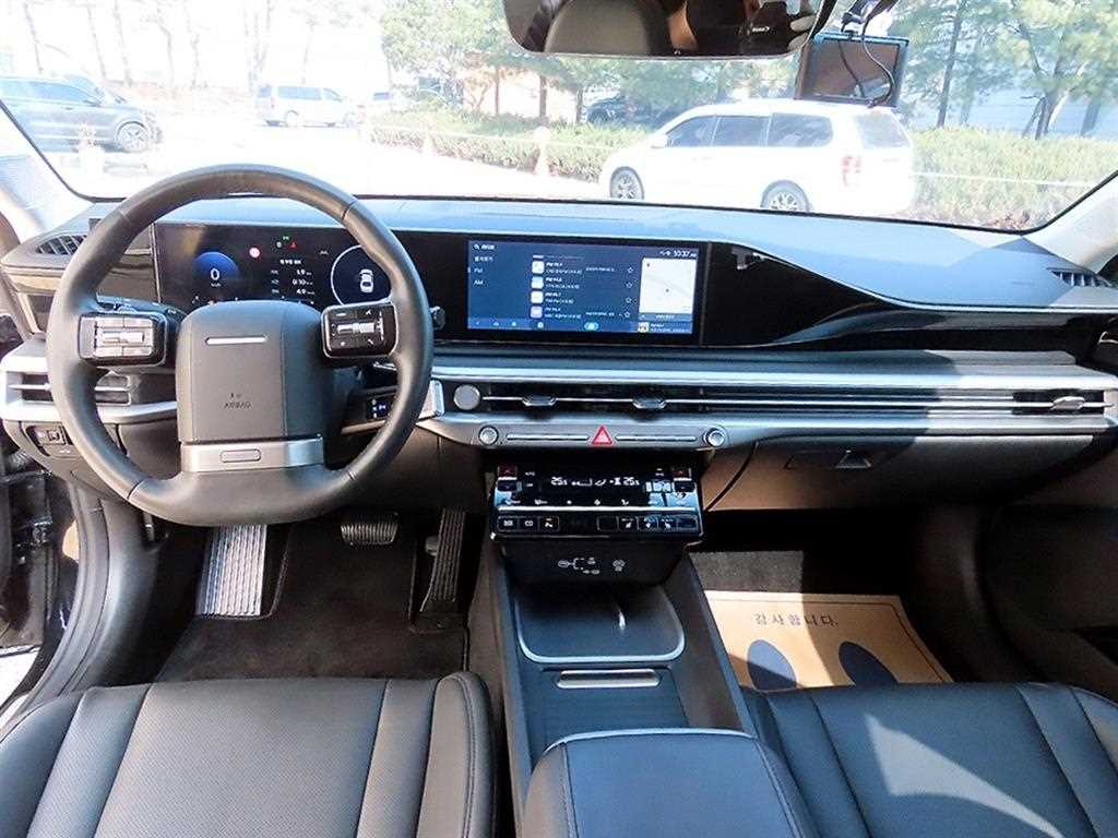 HYUNDAI Grandeur - Vista 7