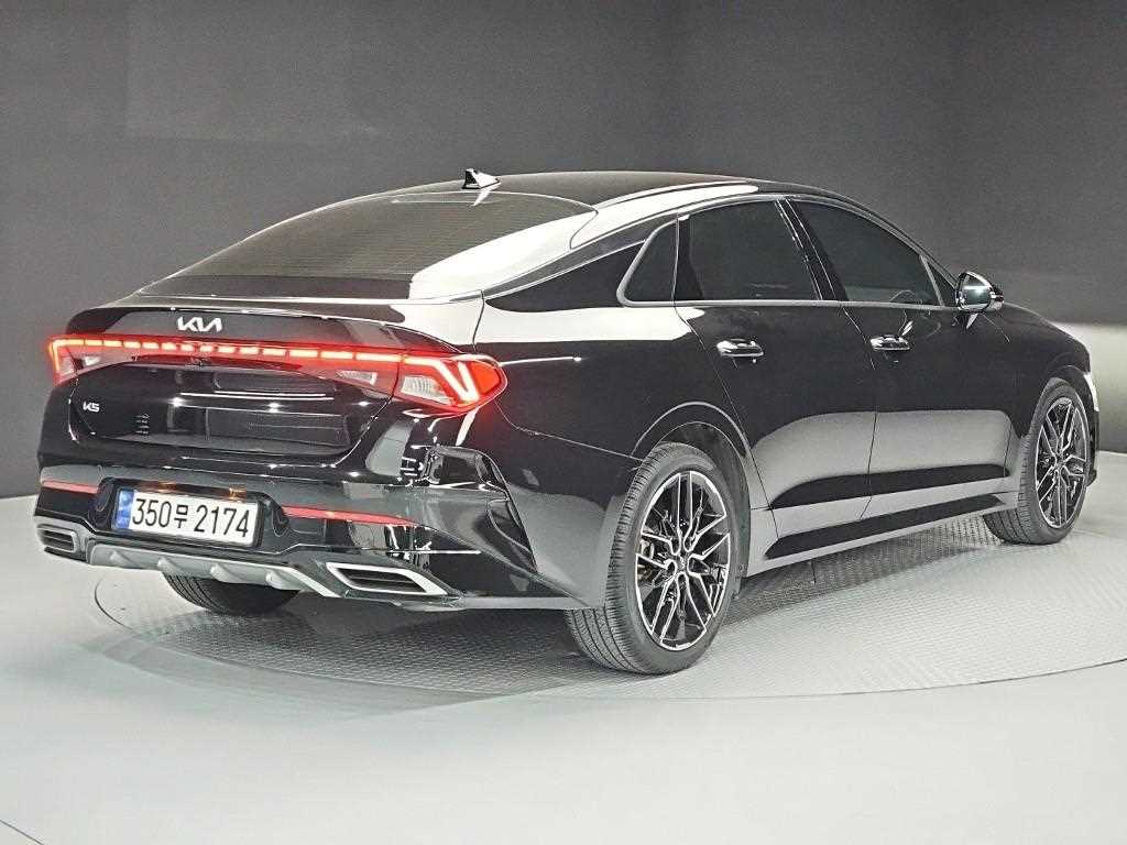 KIA K5 - Vista 4