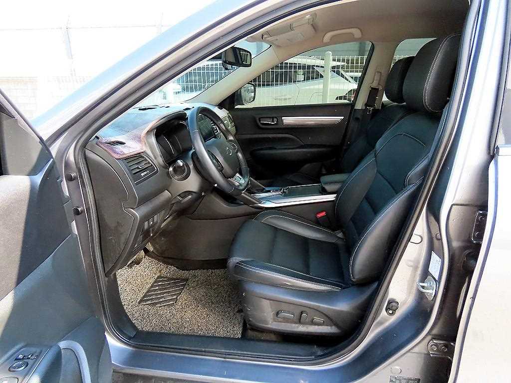 SAMSUNG QM6 - Vista 5